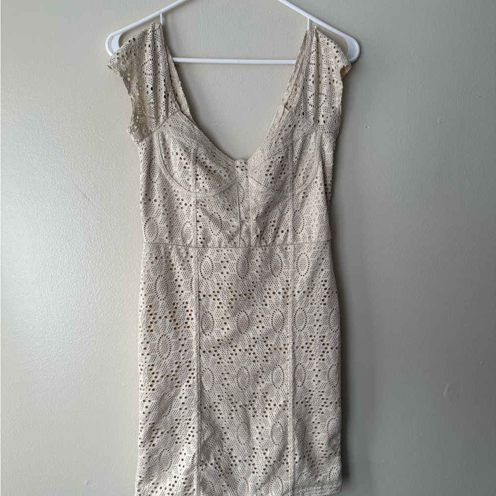 Forever 21 Cream Lace Dress